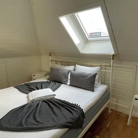 10 Nicolas Parking Generous Terrace Hotel 4*